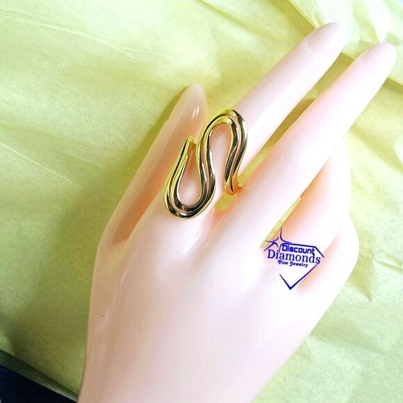 l8K Bright Yellow Gold "Double S" Titanium Ring - Picture 4 of 7